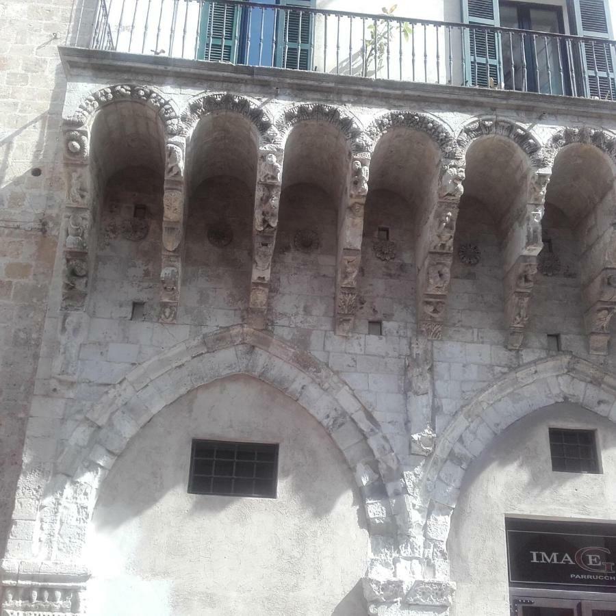לינה וארוחת בוקר ברינדיזי Il Cortile Della Monaca מראה חיצוני תמונה